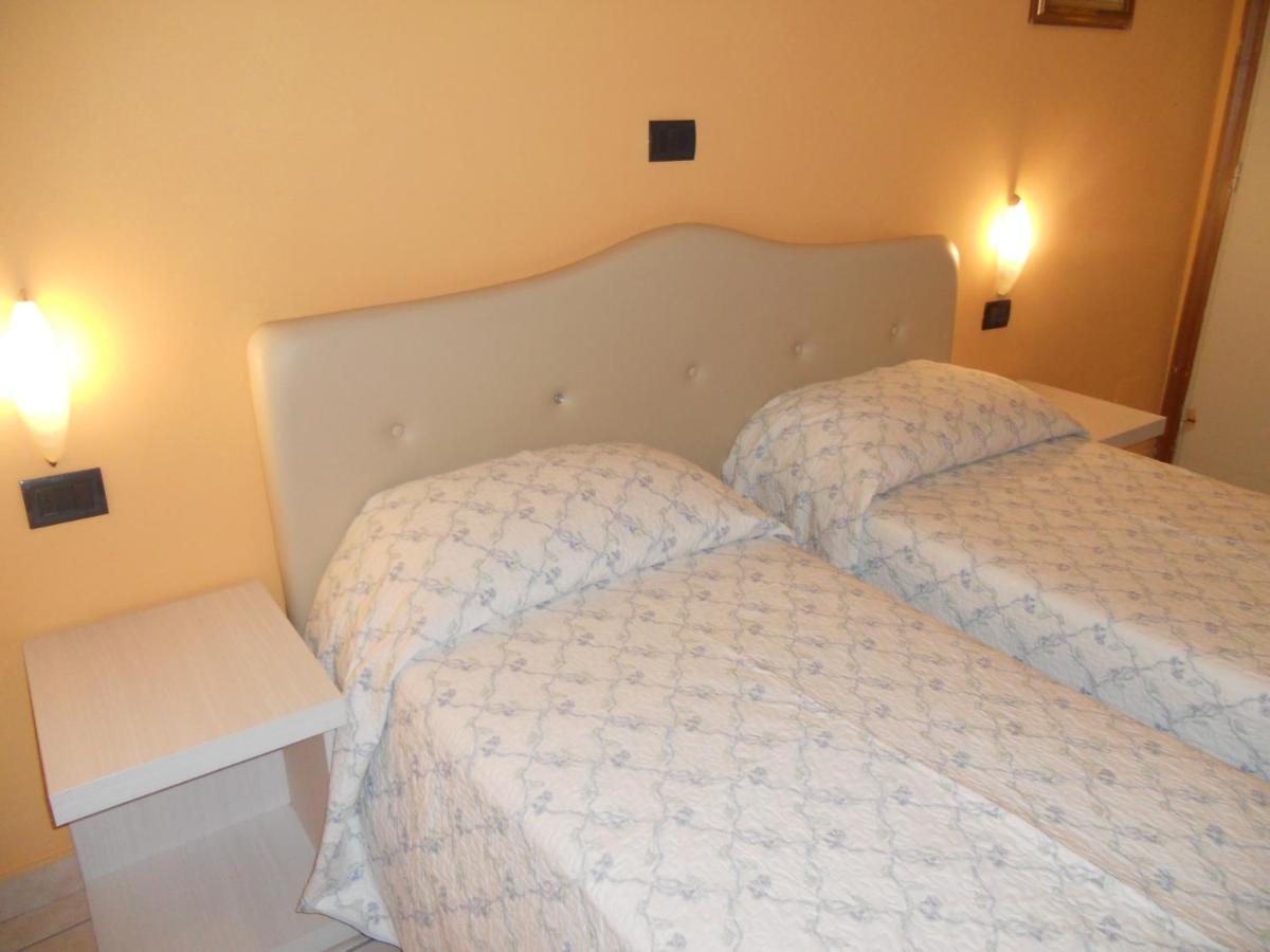 Hotel Salus Montecatini Terme Buitenkant foto