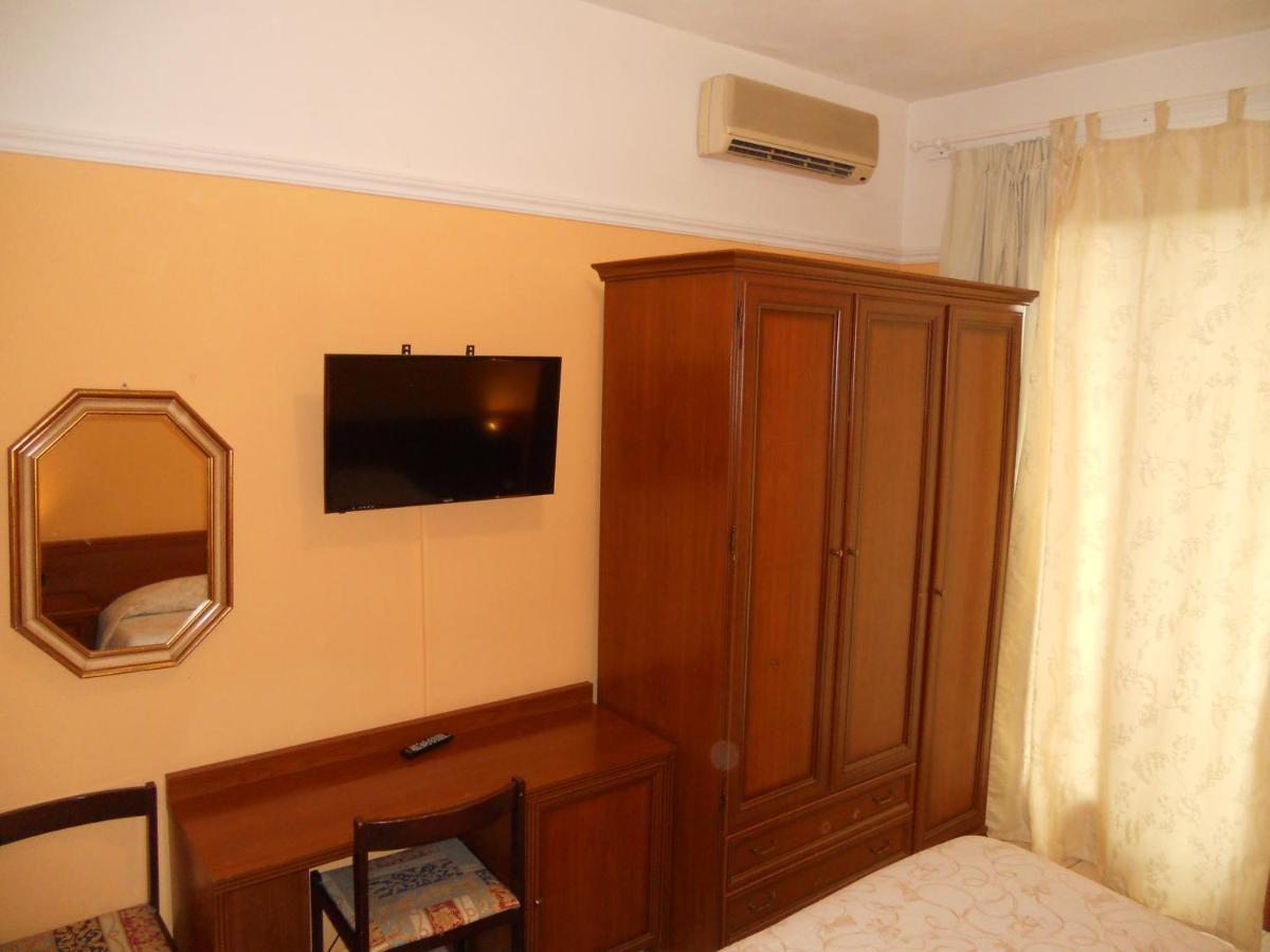 Hotel Salus Montecatini Terme Buitenkant foto
