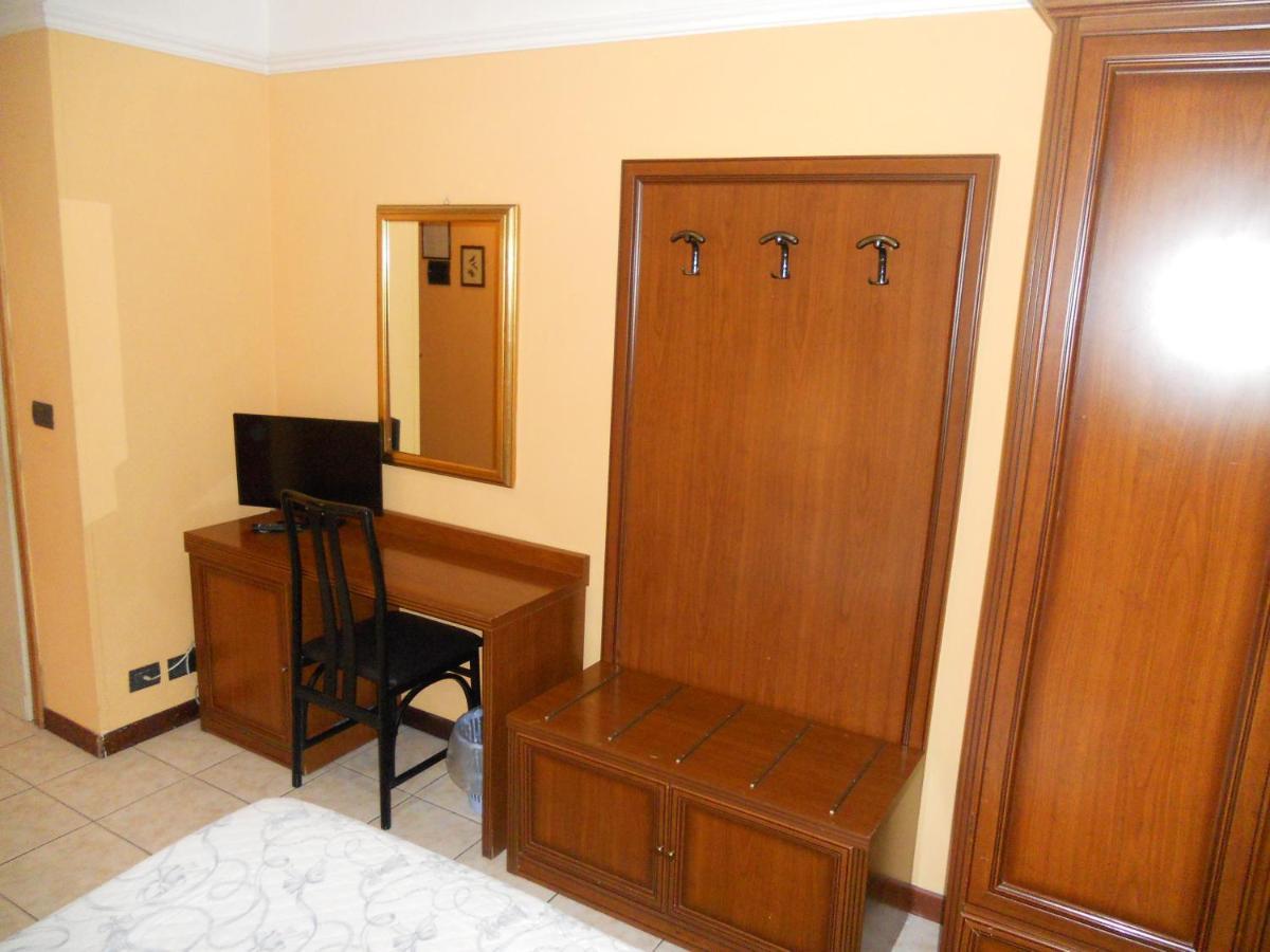 Hotel Salus Montecatini Terme Buitenkant foto
