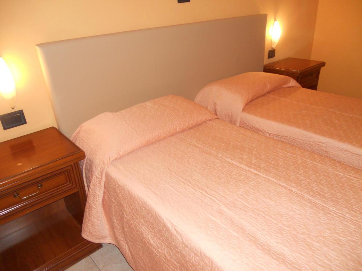 Hotel Salus Montecatini Terme Buitenkant foto