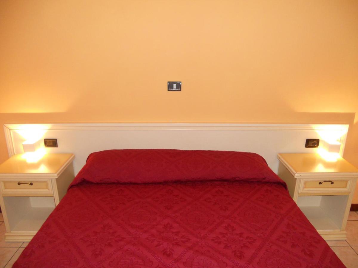 Hotel Salus Montecatini Terme Buitenkant foto