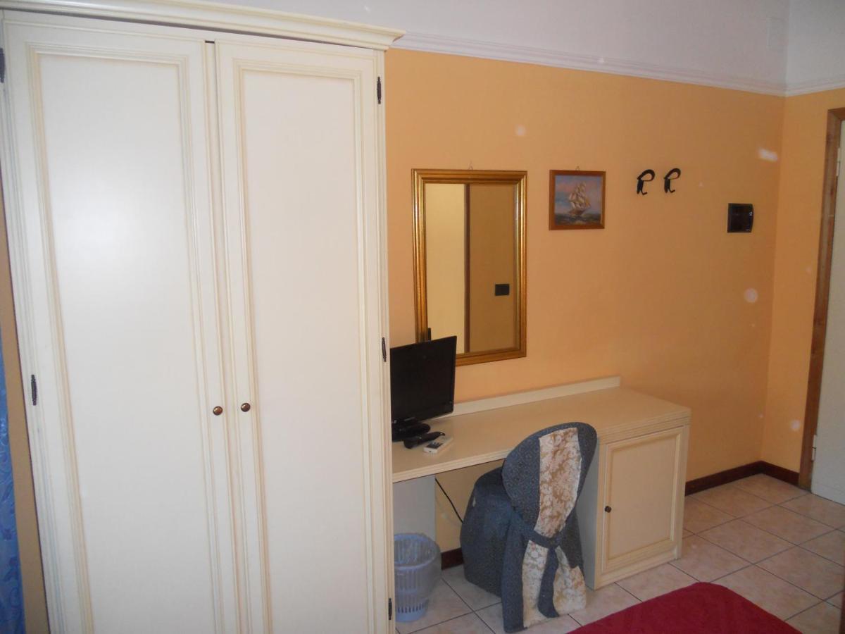 Hotel Salus Montecatini Terme Buitenkant foto