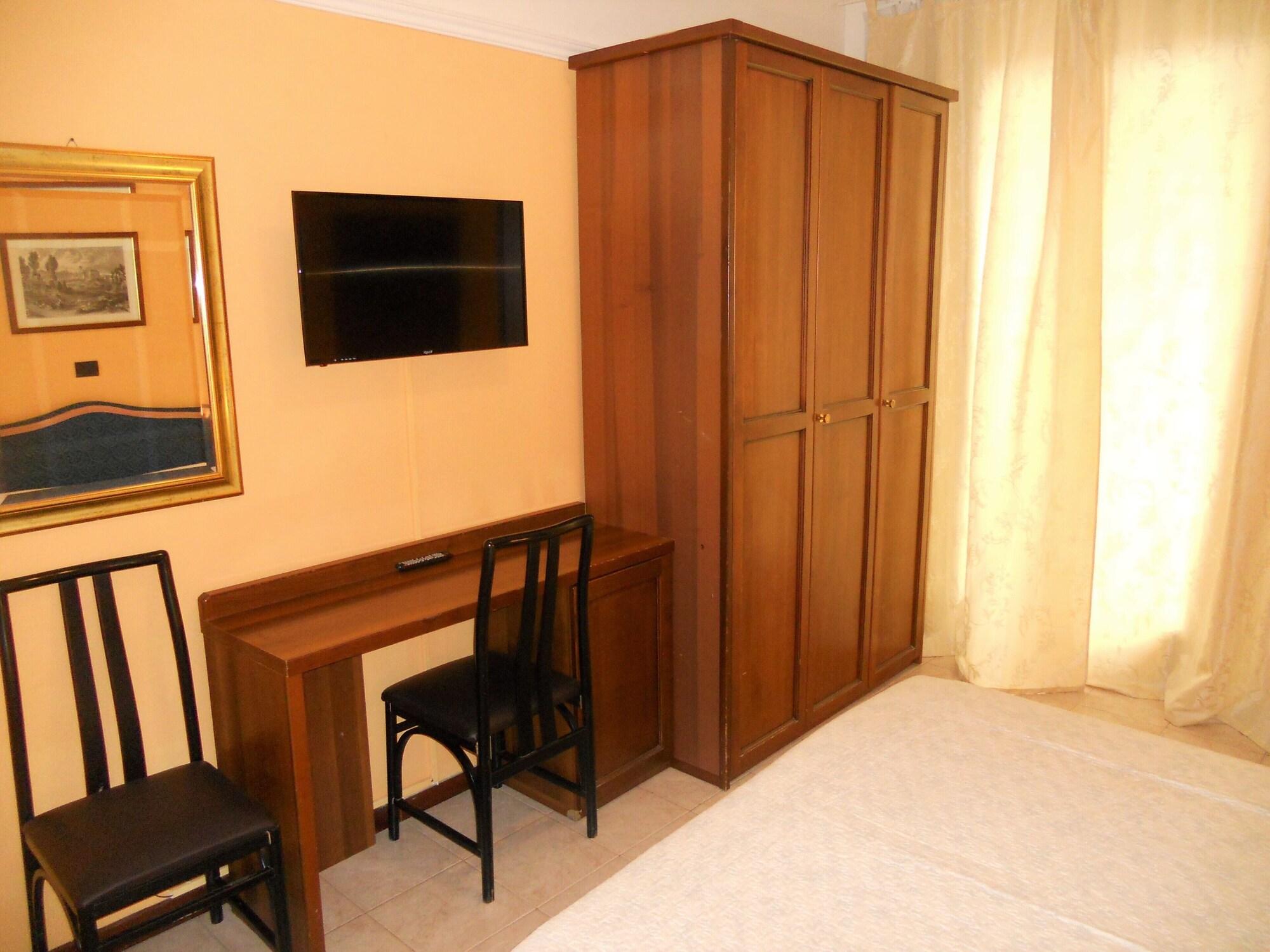 Hotel Salus Montecatini Terme Buitenkant foto