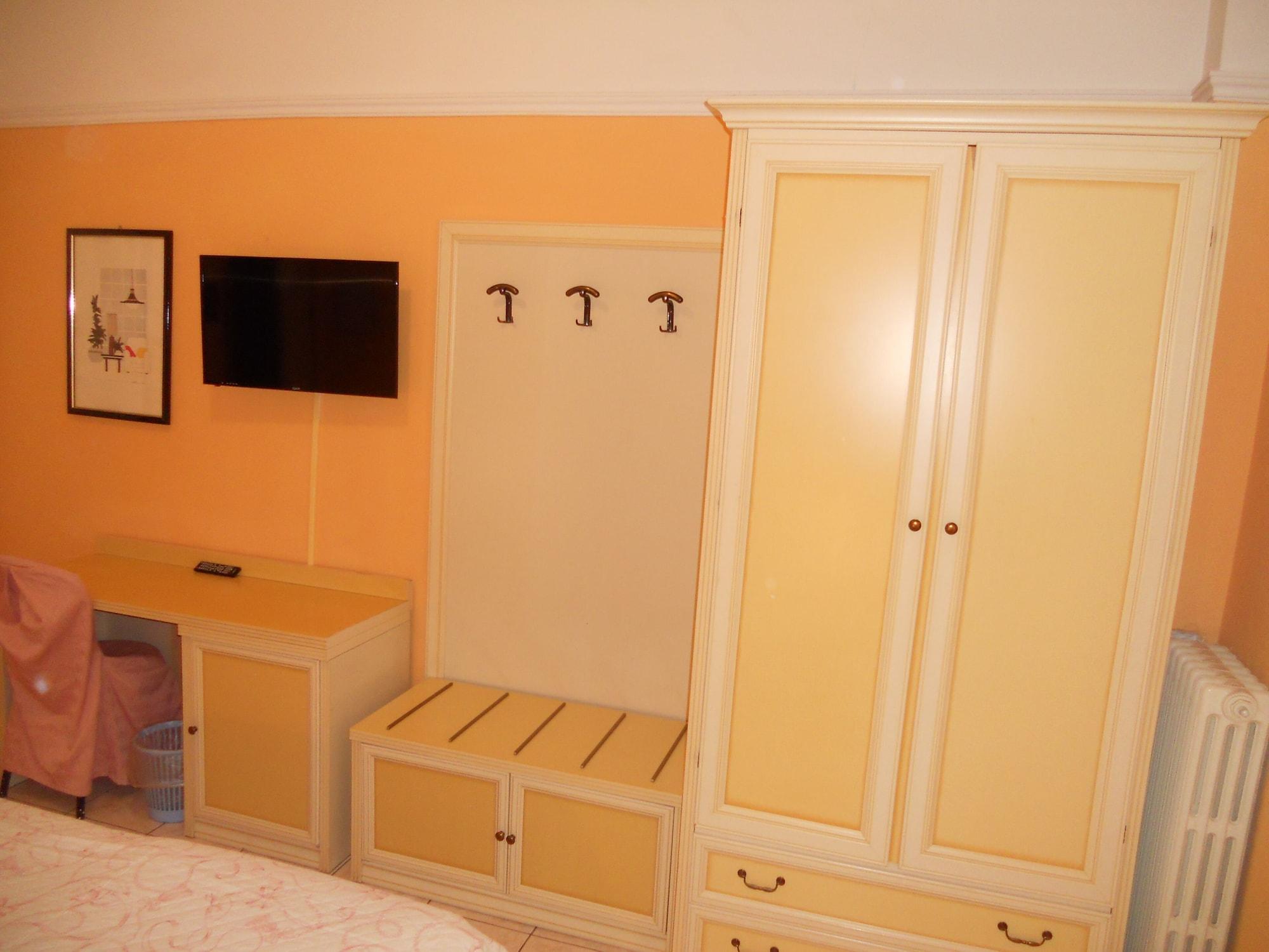 Hotel Salus Montecatini Terme Buitenkant foto